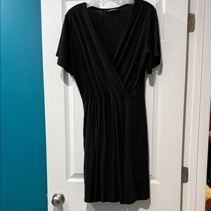 Chic Black V-Neck Mini Dress